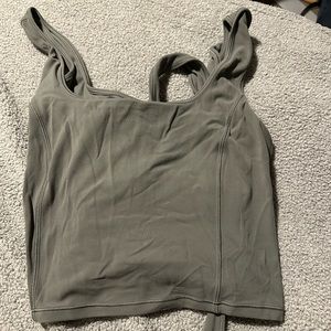 Size 8 lululemon crossbody align tank
